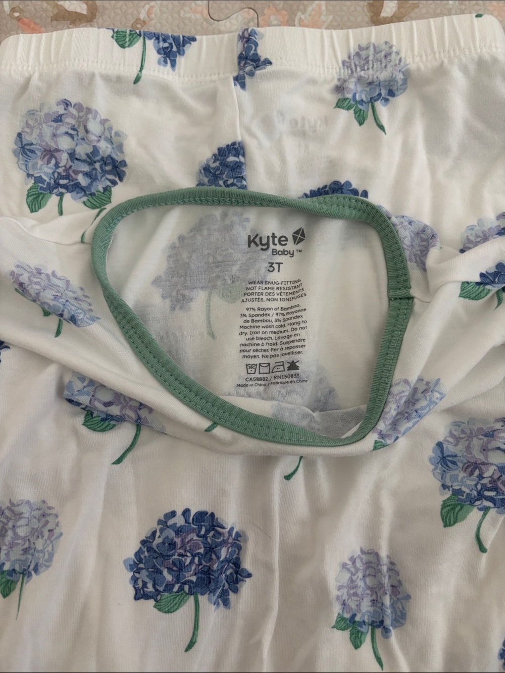 Kyte BABY Hydrangea Long Sleeve Pajama Set - Picture 8 of 9